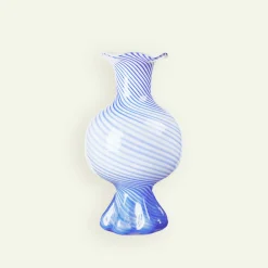 Broste Copenhagen Mella vase 17,5 x 30 cm, Intense Blue Fyrklövern