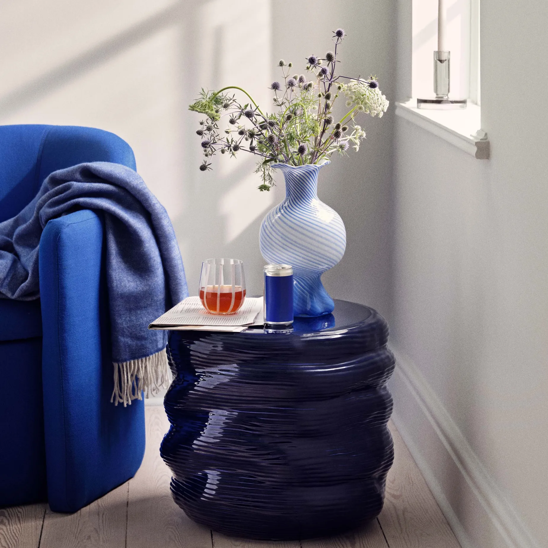 Broste Copenhagen Mella vase 17,5 x 30 cm, Intense Blue Fyrklövern