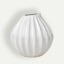 Broste Copenhagen Wide vase 30 x 30 cm, Ivory Fyrklövern