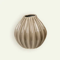 Broste Copenhagen Wide vase 25 x 25 cm, Rainy Day Grey Fyrklövern