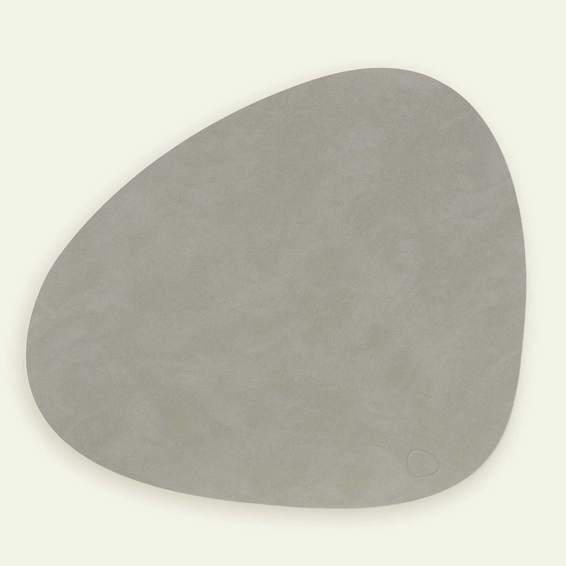 Lind DNA Curve bordbrikke nupo 37 x 44 cm, Light Grey Fyrklövern