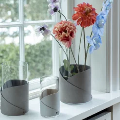 Lind DNA Fold vase 7,5 x 15 cm,Light Grey  Fyrklövern