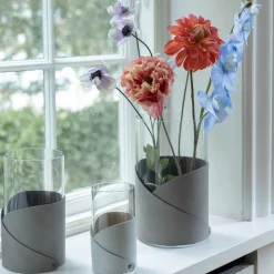 Lind DNA Fold vase 11 x 20 cm, Light Grey  Fyrklövern