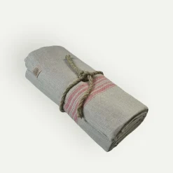 Lovely Linen Heritage duk 145 x 250 cm, Natural Beige/Red Fyrklövern