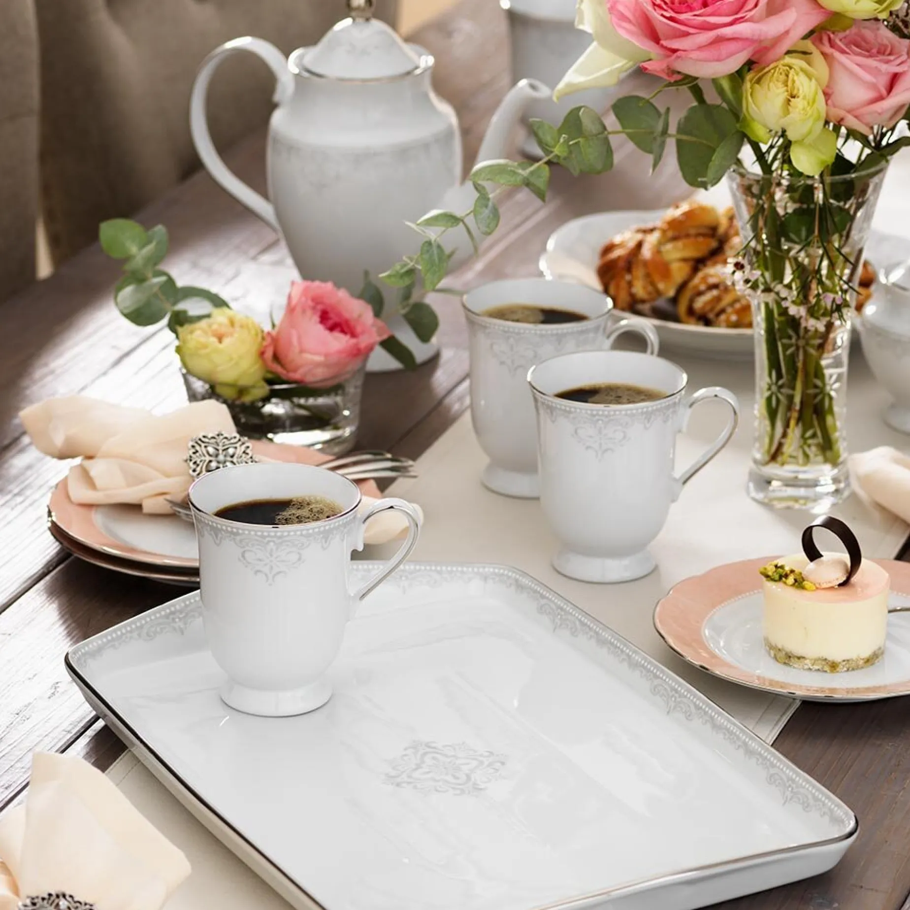 Moments frokostsett i 12 deler Fyrklövern