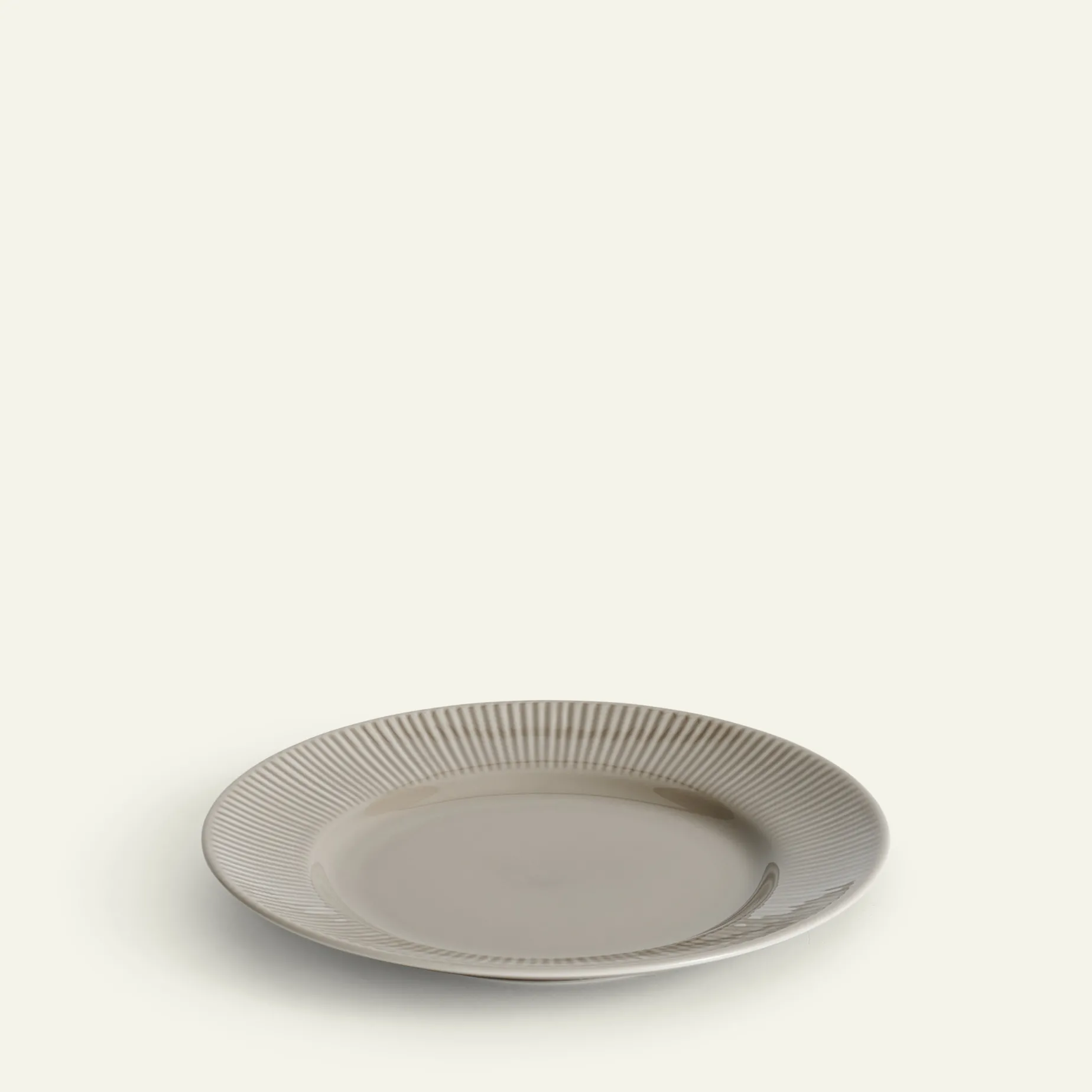 Nordic Dawn asjett 21 cm, Bark Fyrklövern