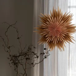 Watt & Veke Maja adventsstjerne 50 cm, Orange Fyrklövern