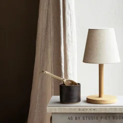Watt & Veke TESS bærbar LED-lampe 29 cm Fyrklövern